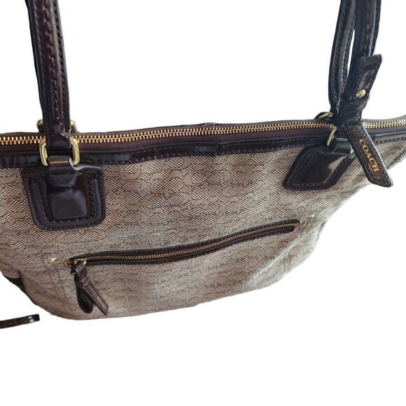 COACH Logo Fabric And Patent Leather Tote Shoulder Bag and Wristlet - Picture 3 of 11